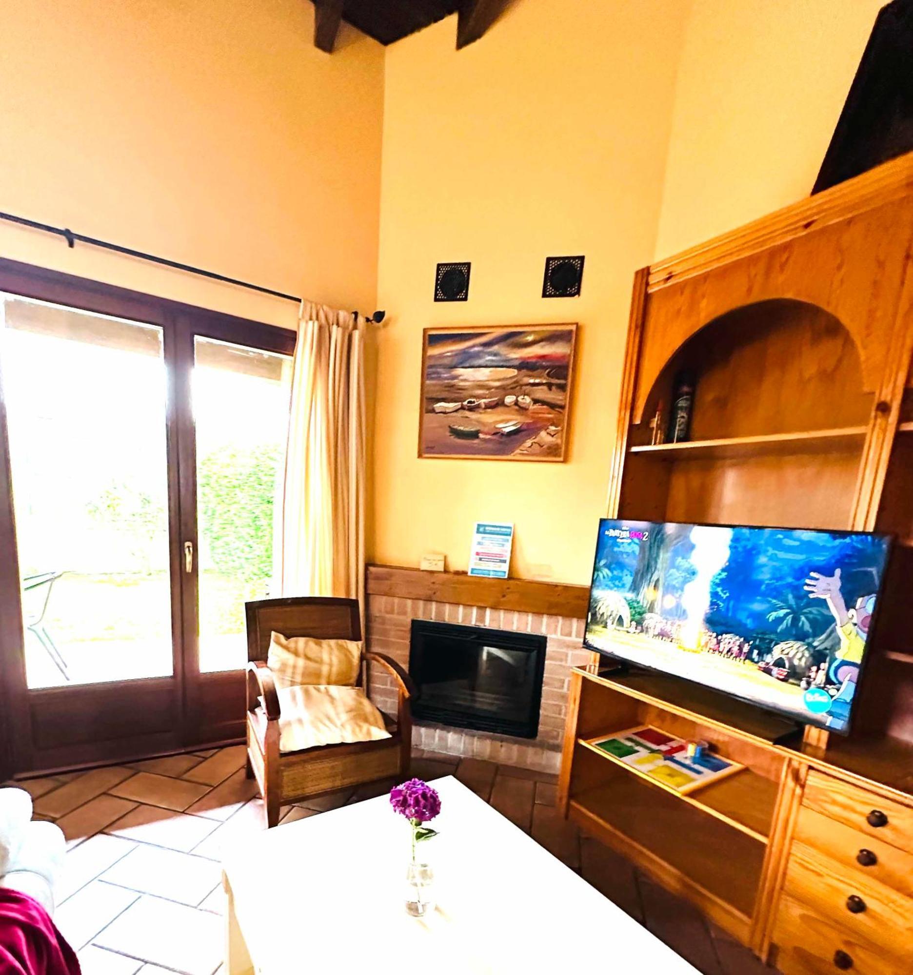 Apartamentos Rurales La Carbayala Ovinana  Luaran gambar