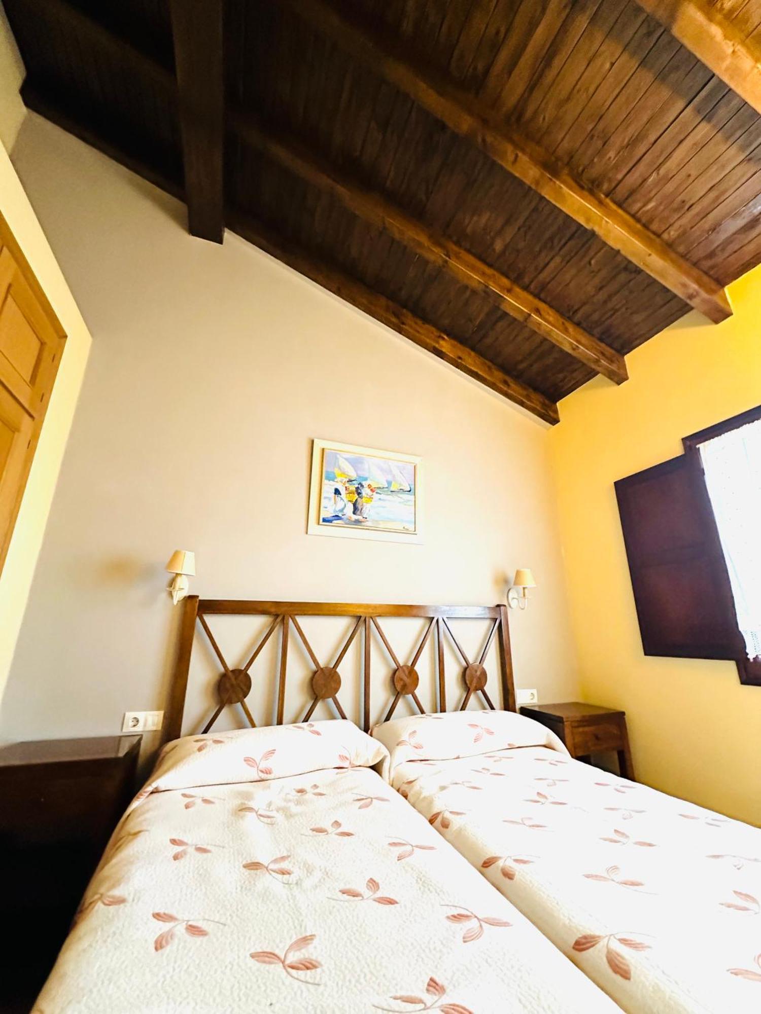 Apartamentos Rurales La Carbayala Ovinana  Luaran gambar