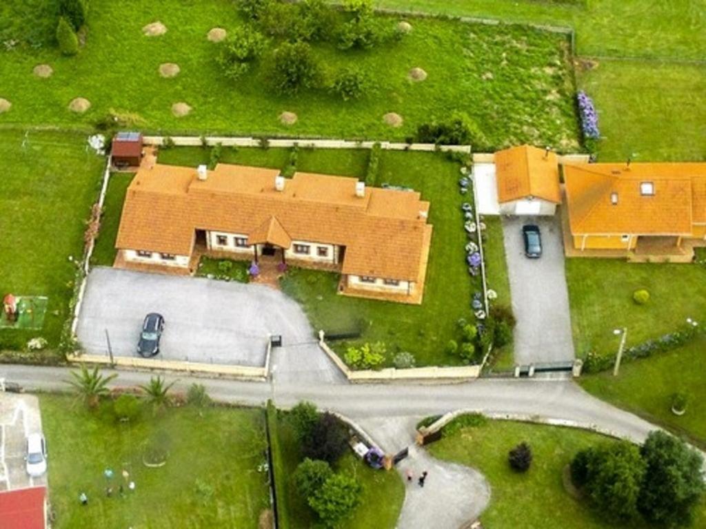 Apartamentos Rurales La Carbayala Ovinana  Bilik gambar